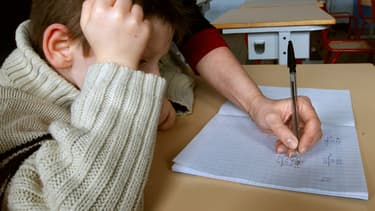Une majorité des parents s'impliquent dans l'aide aux devoirs de leurs enfants. (Photo d'illustration)