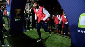 Eric-Maxim Choupo-Moting entre sur la pelouse avec le PSG