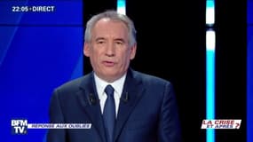 François Bayrou: "Il faut un plan très important de reconversion des gens qui sont au chômage"