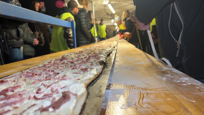 45,85 mètres: le record de la plus grande tarte flambée du monde battu à Dorlisheim pour le Téléthon