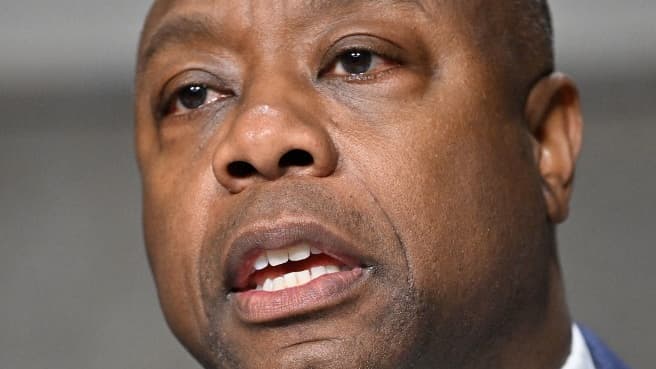 “Tim Scott Launches 2024 Presidential Campaign, Aims to Become First Black Republican President of US”