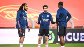 Léo Dubois et Jason Denayer avec l'OL.