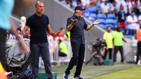 Laurent Blanc et Michel Der Zakarian lors du match Lyon-Montpellier, 19 août 2023