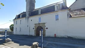 La façade du collège-lycée catholique Saint-Joseph à Nay (Pyrénées-Atlantiques), en septembre 2022.
