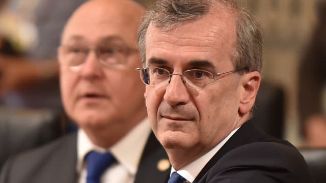 Pour François Villeroy de Galhau, "il faut absolument descendre sous les 3% de déficit en 2017".