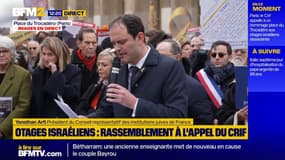 "Le Hamas joue avec les morts": Yonathan Arfi, président du Crif, s'exprime lors d'un rassemblement