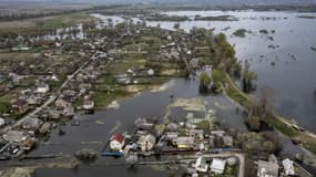  Demydiv, village inondé au nord de Kiev. 