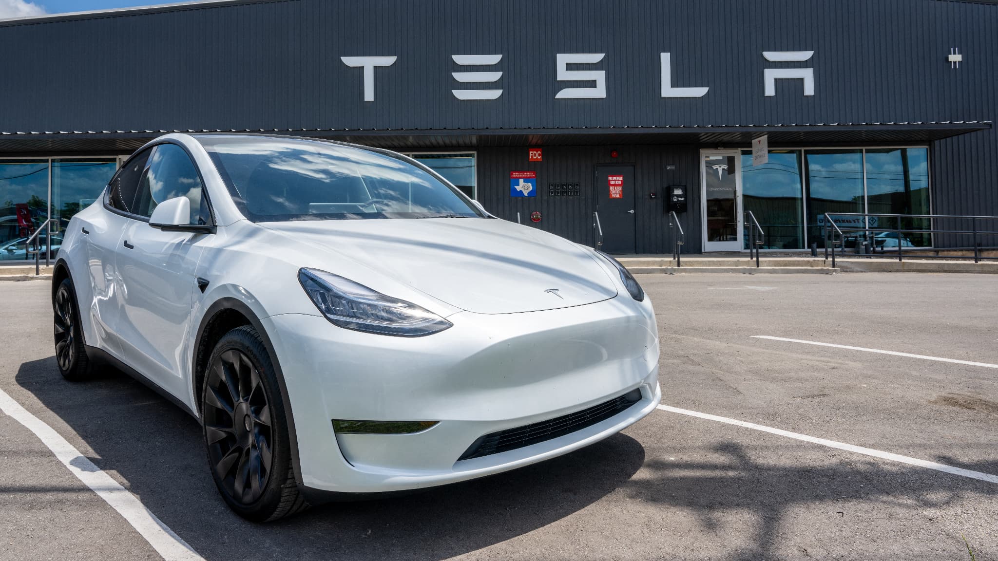 Tesla s'est approché du cap des 2 millions de ventes en 2023