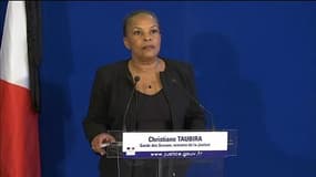 Attentats de Paris: Taubira salue "le courage et le sang-froid" des Français