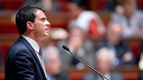 Manuel Valls face aux députés lors de son discours de politique générale mardi 8 avril