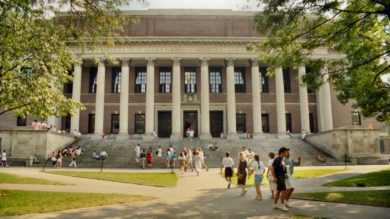 Etats-Unis: l'université d'Harvard accusée de discriminer les étudiants ...