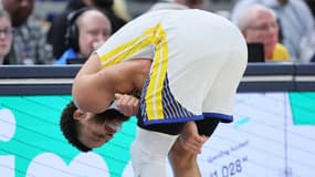 Stephen Curry blessé à l'épaule gauche lors du match contre Indiana, mercredi 14 décembre 2022