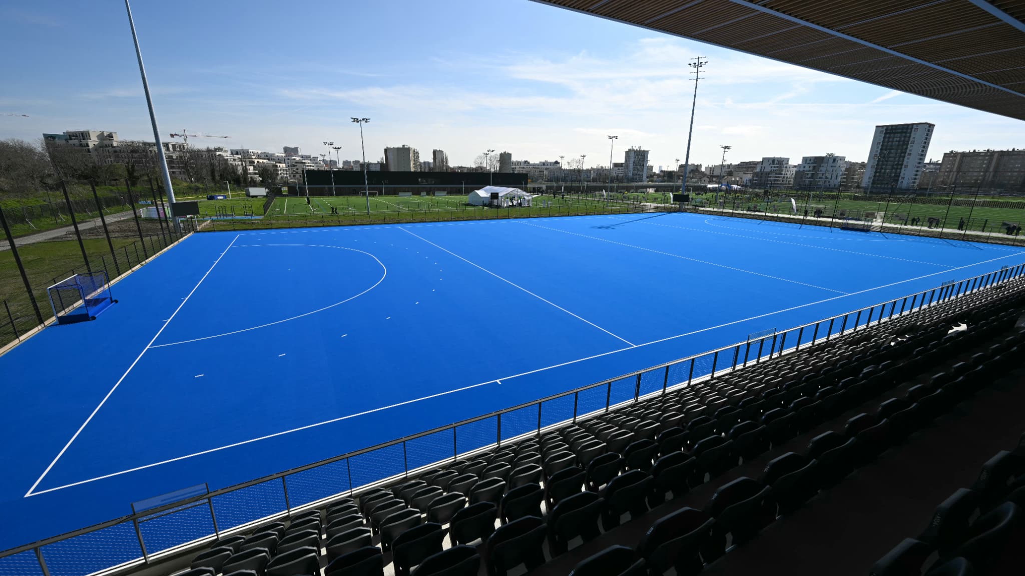 JO de Paris 2024: Le stade Yves du Manoir s'offre un grand lifting pour accueillir le hockey sur gazon