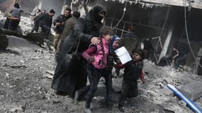 Les raids se poursuivent dans la Ghouta malgré la trêve humanitaire