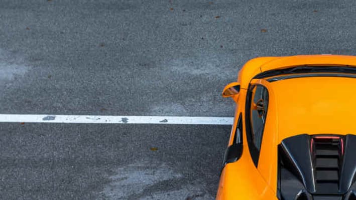 Novitec a installé d'énormes entrées d'air à l'arrière pour refroidir le V8 3,8 litres. Novitec a installé d'énormes entrées d'air à l'arrière pour refroidir le V8 3,8 litres.