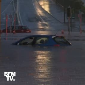  Intempéries: la ville de Béziers submergée par les eaux