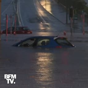  Intempéries: la ville de Béziers submergée par les eaux