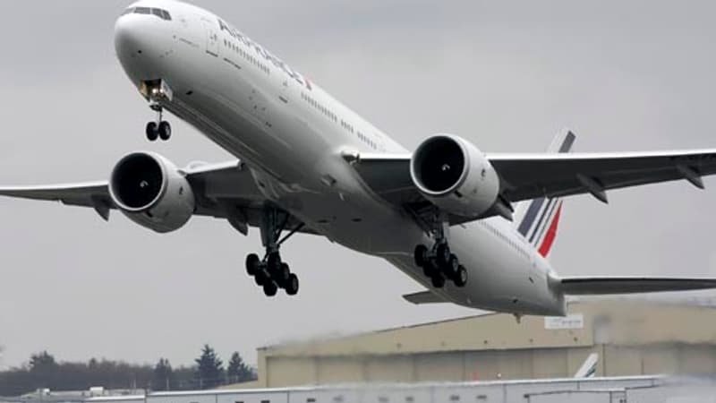 Odeur suspecte dans un avion Air France: 300 passagers bloqués depuis près de 24h à l'aéroport de Bakou