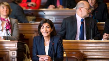 La maire de Paris craint des transferts de charges trop importants entre contribuables