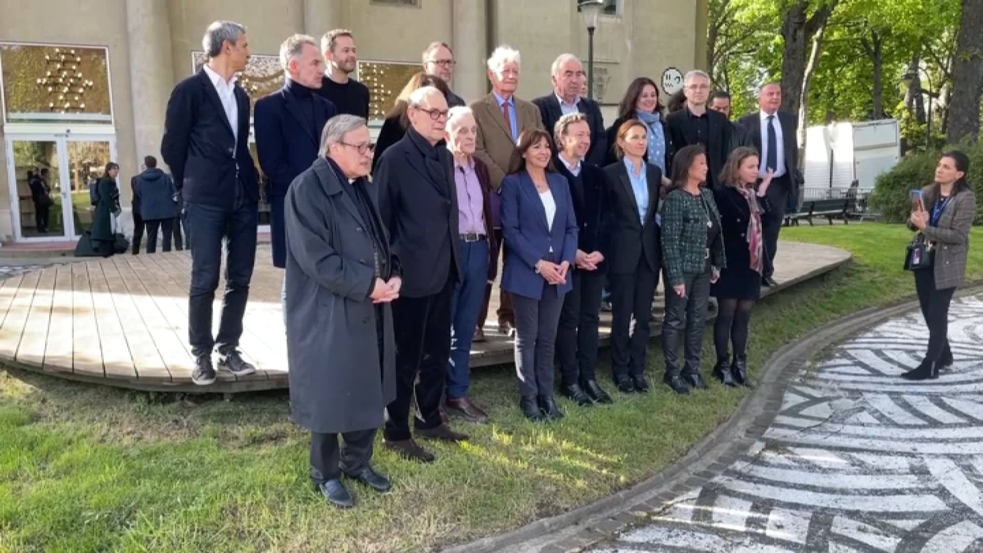 17 personnalités font partie de la commission dédiée à la place de la Concorde.