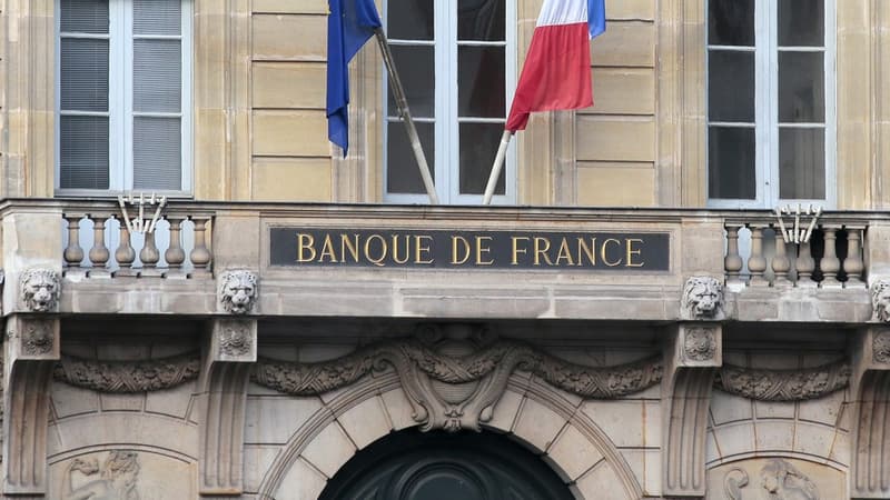 Pour l'ensemble de l'année, la croissance escomptée par l'Insee ainsi que par le FMI est de 1,6%, contre 1,7% projeté par le gouvernement.
