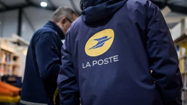 Un centre de tri de La Poste le 12 décembre 2024.
