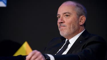 Stéphane Richard, patron d'Orange, attend toujours une réponse à la lettre qu'il a envoyée à Tim Cook, patron d'Apple, fin janvier. Désormais, il veut être "plus persuasif".