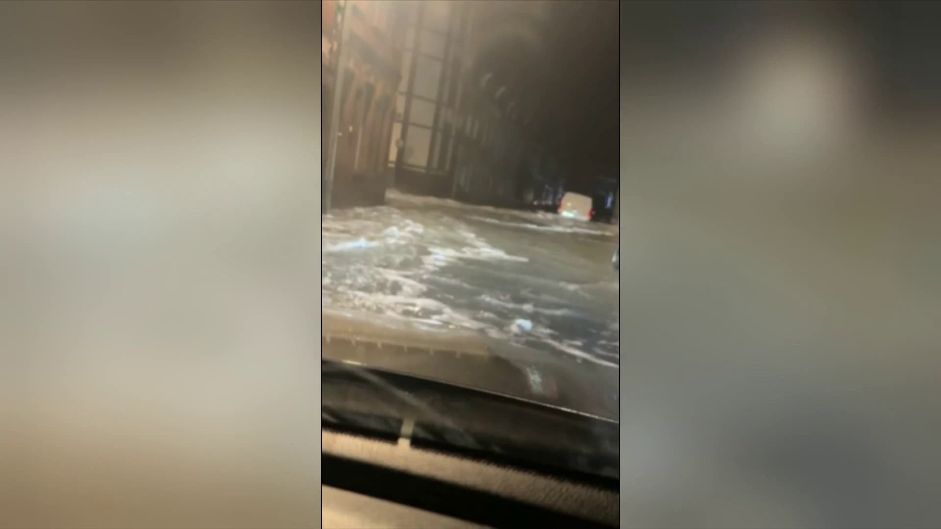 Les images des premières inondations, dès le 8 janvier dans la nuit, à Fécamp (Seine-Maritime). Les images des premières inondations, dès le 8 janvier dans la nuit, à Fécamp (Seine-Maritime).