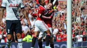 La joie de Wayne Rooney et Memphis Depay