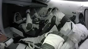 Les astronautes de la capsule Crew-Dragon 2 arrivent à la Station spatiale internationale, le 24 avril 2021.