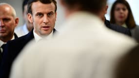 Emmanuel Macron à la Pitié-Salpêtrière le 27 février 2020.