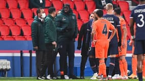 Le match PSG-Basaksehir a été arrêté mardi