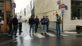 Une attaque a eu lieu à proximité des locaux de Charlie Hebdo.