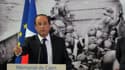 François Hollande s'est posé mercredi en "garant" de la mémoire collective du Débarquement allié du 6 juin 1944, appelant à l'émergence d'une "conscience européenne" pour enrayer la haine et l'extrémisme. Le président a visité le cimetière britannique de