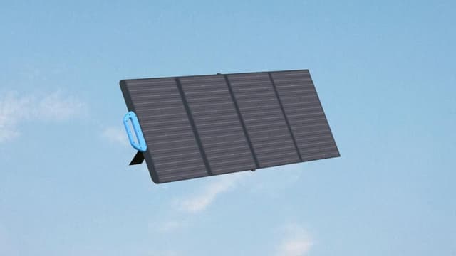 Leroy Merlin vous fait une offrande et propose ce panneau solaire en promo