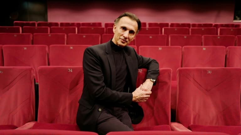 Le Français Laurent Hilaire, ancien danseur étoile de l'Opéra de Paris et directeur de la troupe de ballet du Théâtre Stanislavski à Moscou, pose le 4 décembre 2019 à Cannes