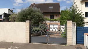 La victime a été retenue captive durant deux jours dans une habitation située dans la commune de Palaiseau, louée sur Airbnb par les ravisseurs.