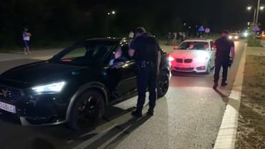 Un barrage policier à Bordeaux, vendredi 13 mai 2022