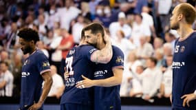 Les joueurs du PSG Handball face à Kiel, le 19 mai 2022