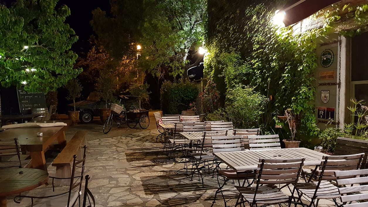 Une photo de nuit prise avec le Galaxy S8 Une photo de nuit prise avec le Galaxy S8