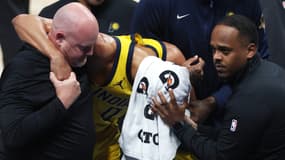 Tyrese Haliburton sort blessé lors du match 7 de la finale NBA entre OKC et les Pacers, le 22 juin 2025.