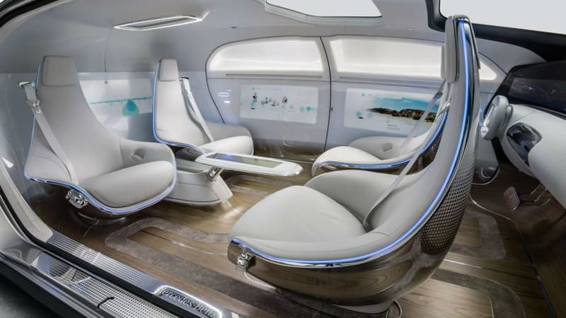 L'intérieur du prototype de voiture autonome de luxe signée Mercedes-Benz, la F015