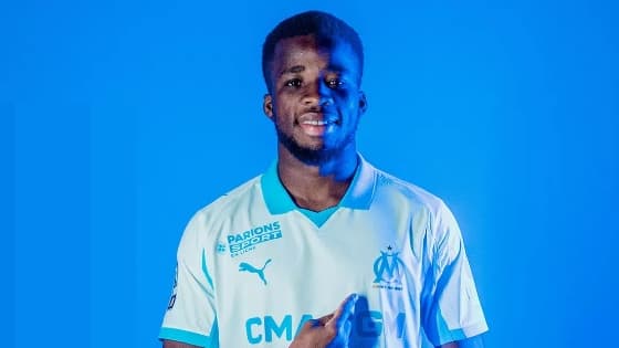 OM: "JE SUIS VENU ICI POUR RESTER LONGTEMPS", LES GROSSES AMBITIONS D'HAMED JUNIOR TRAORÉ APRÈS SA SIGNATURE À MARSEILLE