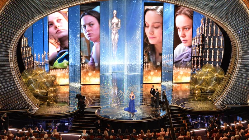 Brie Larson reçoit l'Oscar de la meilleure actrice pour son rôle dans Room 