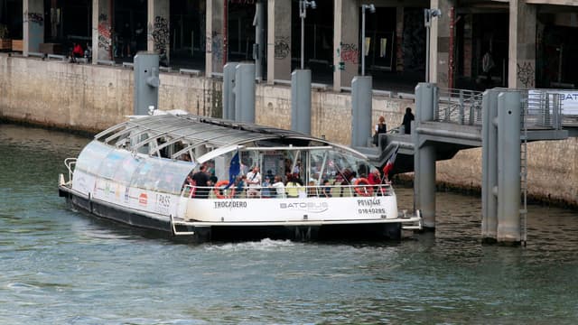 Moyennant 40 euros par an, les abonnés Navigo peuvent désormais emprunter les Batobus.
