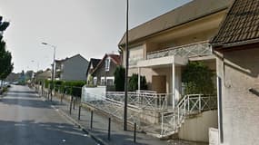 Le cabinet dentaire (à droite) où s'est produit le drame, dans le centre-ville du Blanc-Mesnil, ici sur une image de juillet 2013.