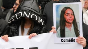 Une marche blanche en hommage à Camélia, lycéenne qui s'est suicidée, en Seine-et-Marne, le 25 janvier 2026