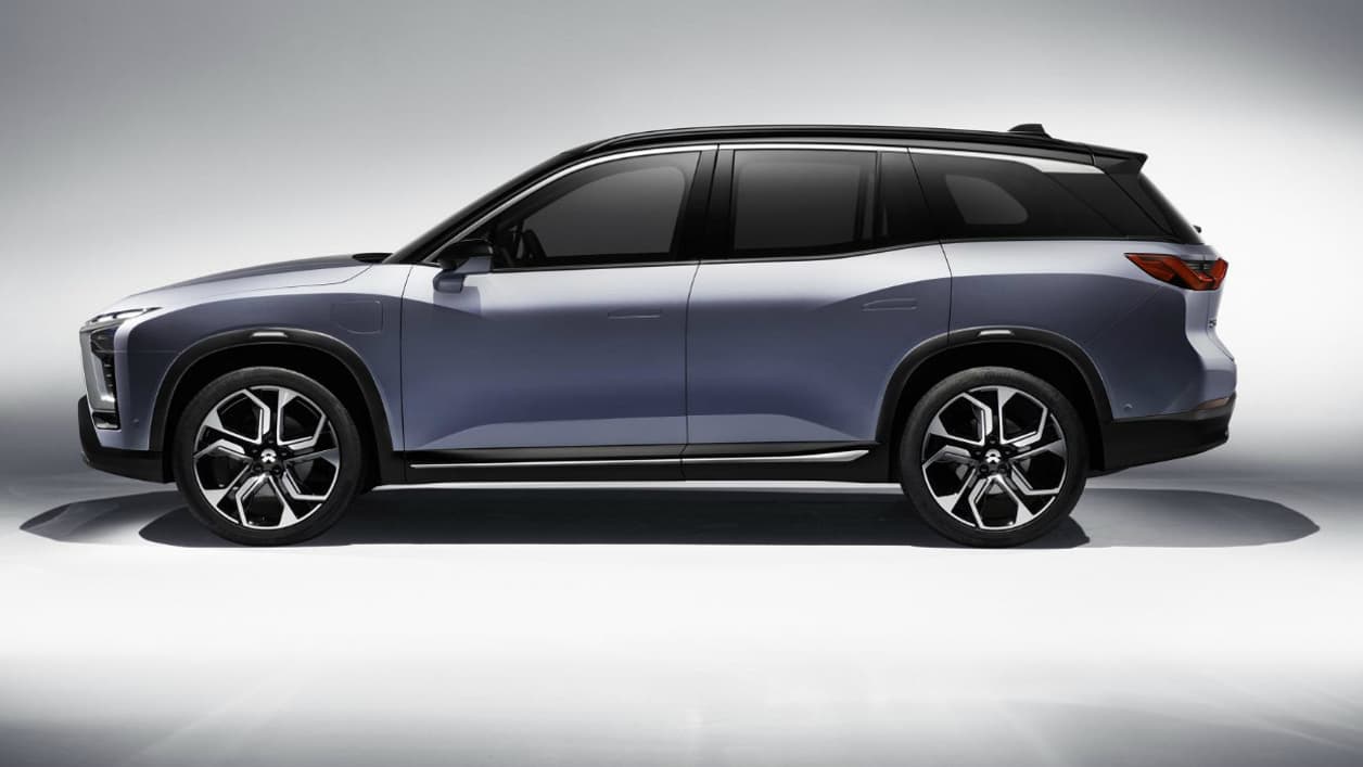 Le design extérieur de ce Nio ES8 rappelle un peu celui des derniers modèles de Vovlo ou de Suzuki. Le design extérieur de ce Nio ES8 rappelle un peu celui des derniers modèles de Vovlo ou de Suzuki.