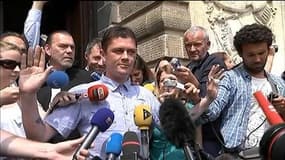 Outreau: Daniel Legrand applaudi mais aussi insulté après son nouvel acquittement