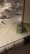 Annecy se réveille sous la neige - Témoins BFMTV